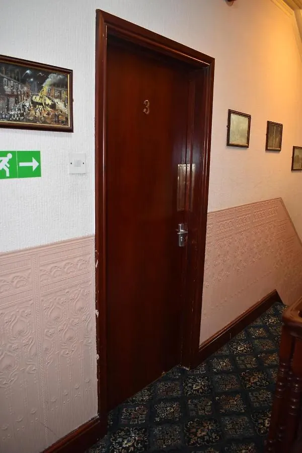 Lyndhurst Hotel ブラックプール イギリス