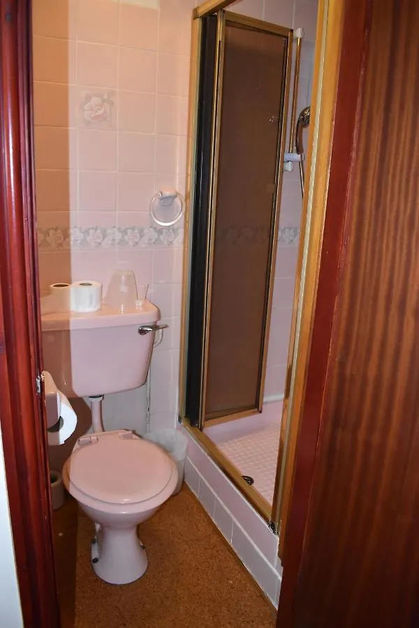 Lyndhurst Hotel Blackpool Bed & Breakfast